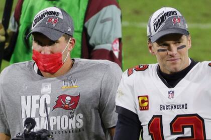 Tom Brady - Rob Gronkowski