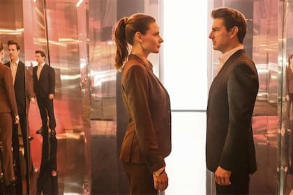 Tom Cruise y Rebecca Ferguson, en Misión Imposible 6, un juego de espejos simbólico y real con otro gran personaje del cine de espías e intrigas internacionales