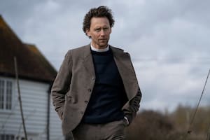 Tom Hiddleston en The Essex Serpent de AppleTv+