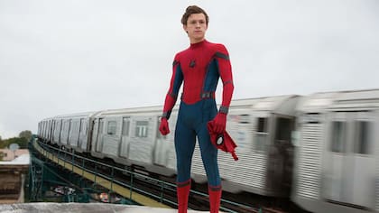 Tom Holland en Spider-Man: De regreso a casa