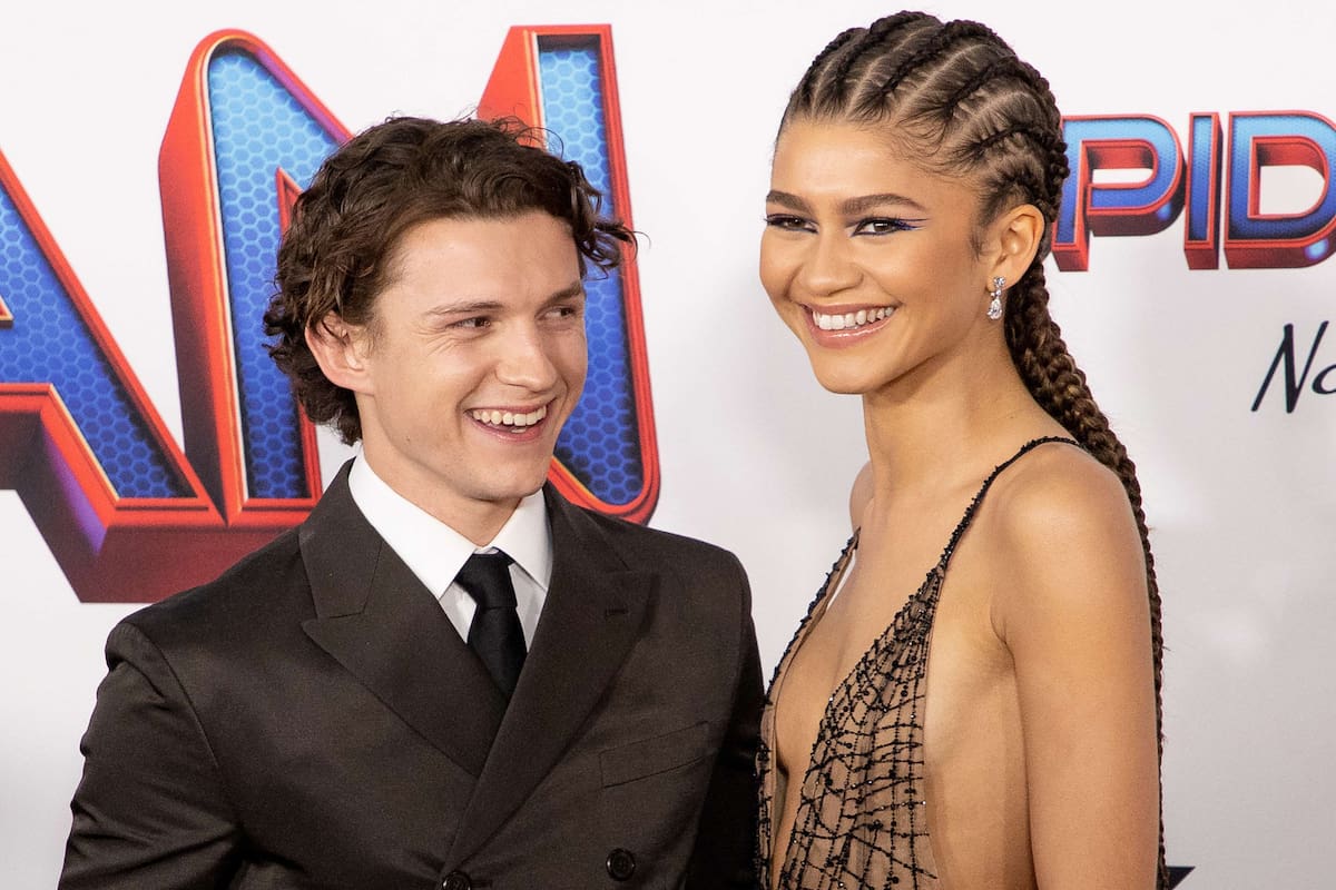 Tom Holland y Zendaya protagonizan Spider-Man, y son pareja.