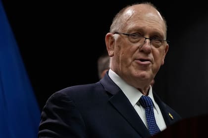 Tom Homan aseguró que se encuentra en investigación el proceso de selección por el que el agente Bourillette ingresó al ICE