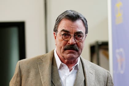 Tom Selleck, el actor que sobrevivió al fantasma de Magnum y hoy cultiva paltas en el campo