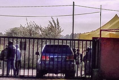 El gremio instaló una carpa en el acceso a la fábrica, que está paralizada