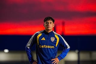 "Chicle", un clon de Almada que encandila a Scaloni y no necesita hacerle el Topo Gigio a Riquelme