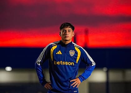 Tomás Aranda, de 19 años, una de las grandes irrupciones del fútbol argentino en los últimos años