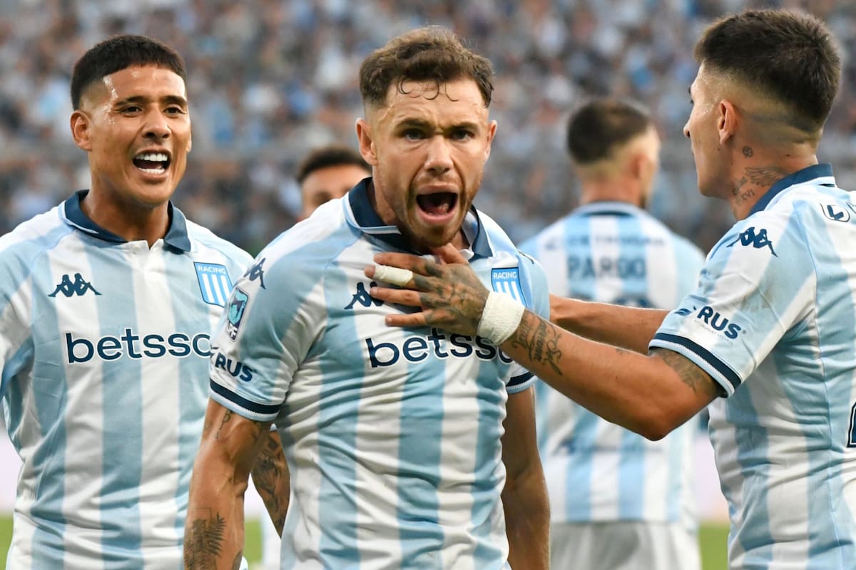 Tomas Conechny, delantero de Racing, que hoy debuta en la Sudamericana
