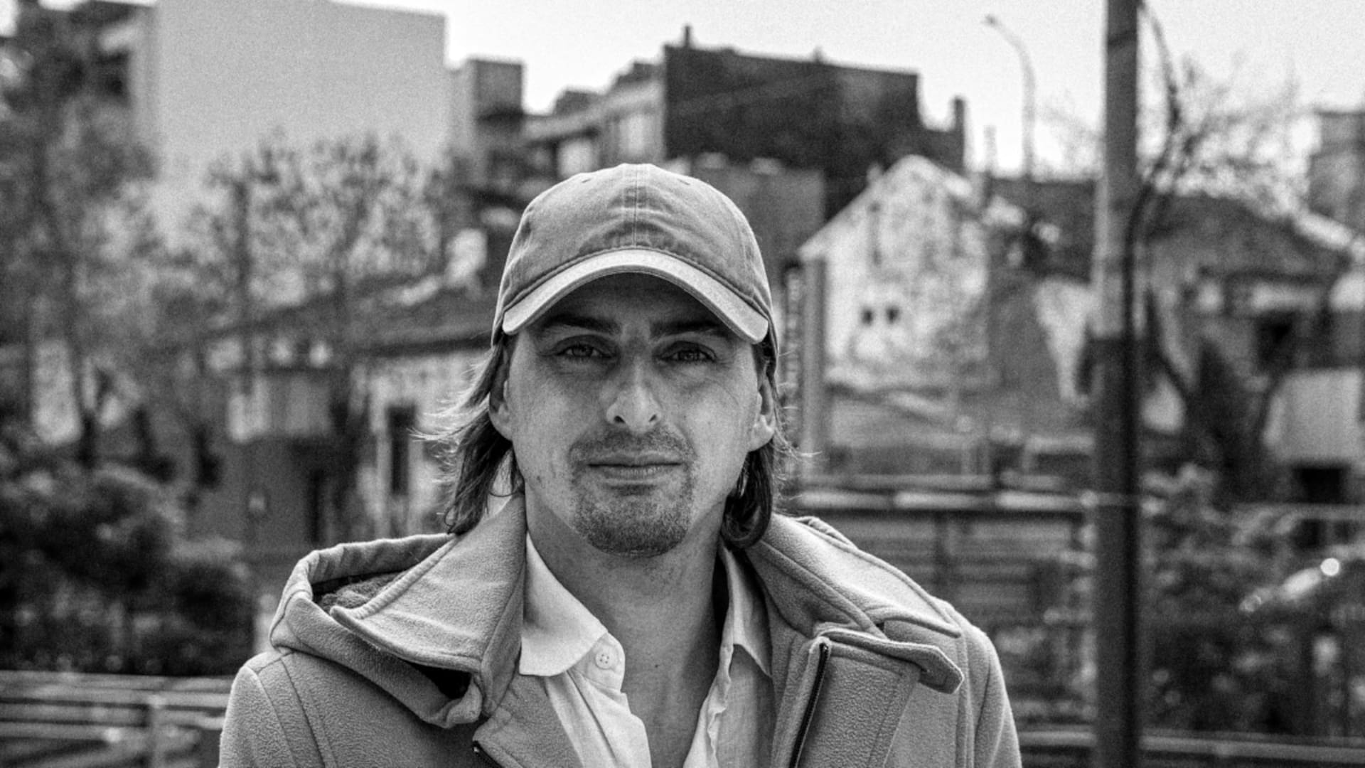 Tomás Ekmekdjian tiene 35 años y vive en Uruguay.