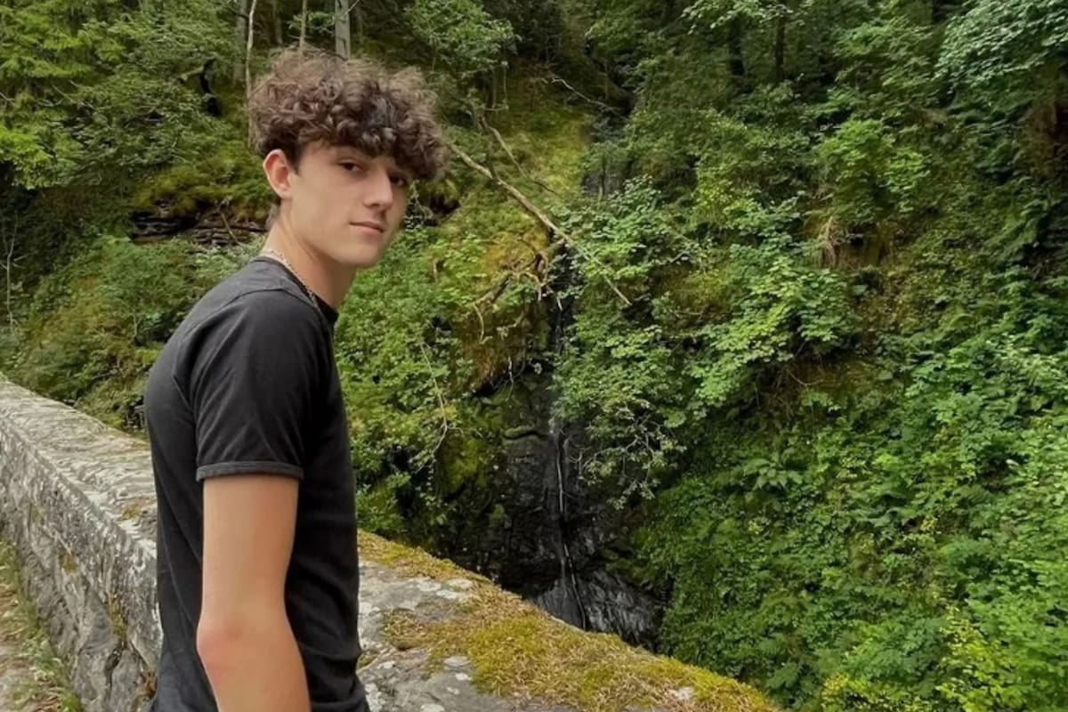 Tomas Evans, de Reino Unido, tiene 18 años y tuvo que pasar por un difícil tratamiento