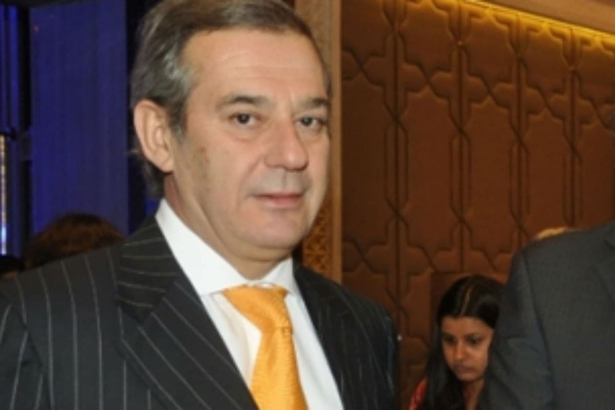 Tomás Ferrari fue removido como embajador en Italia