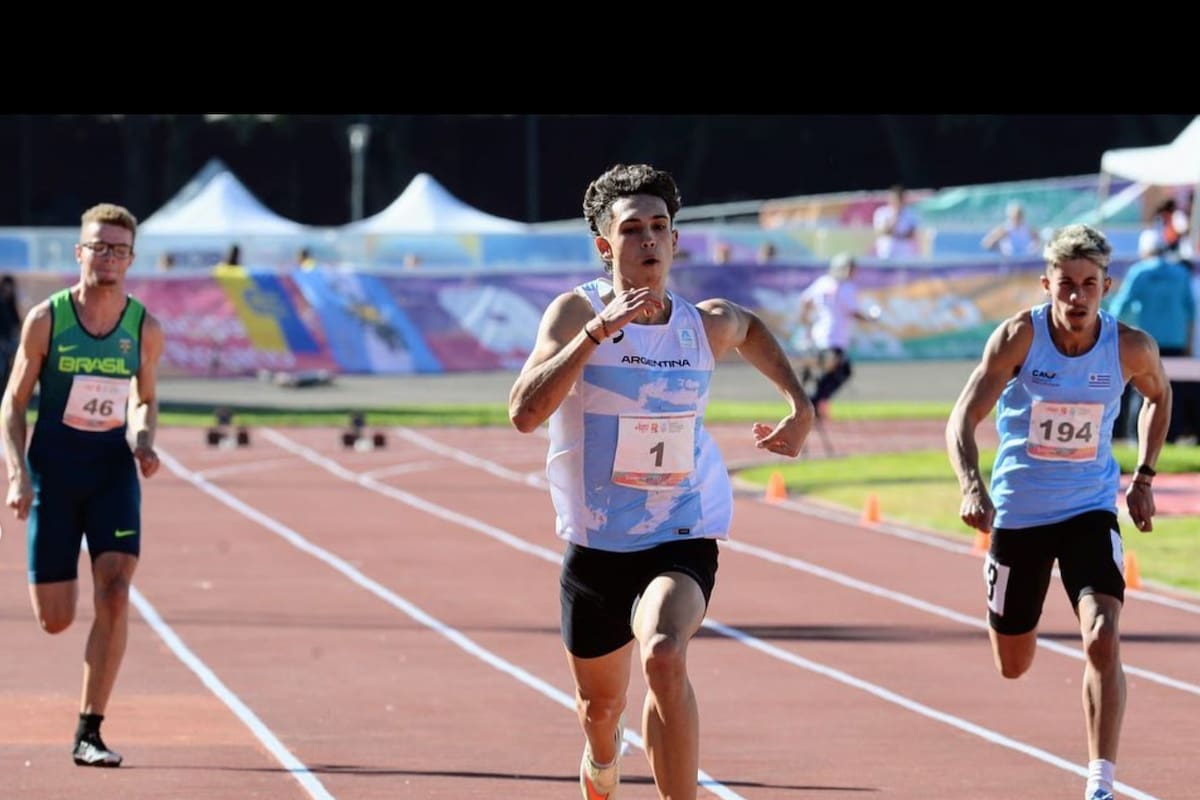 Tomás Mondino ganó la prueba de los 100 metros en Rosario 2022 con un tiempo de 10s48