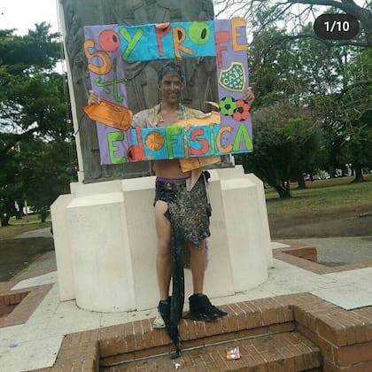 Tomás se recibió de Profesor de Educación Física.