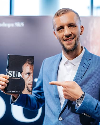 Tomás Soucek sacó su propia autobiografía para contar su experiencia en el mundo del fútbol