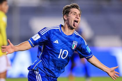 Tommaso Baldanzi marcó uno de los goles de Italia en el triunfo sobre Colombia en el San Juan del Bicentenario