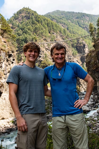 Tommy Heinrich, en su hábitat natural: en la montaña y con su hijo