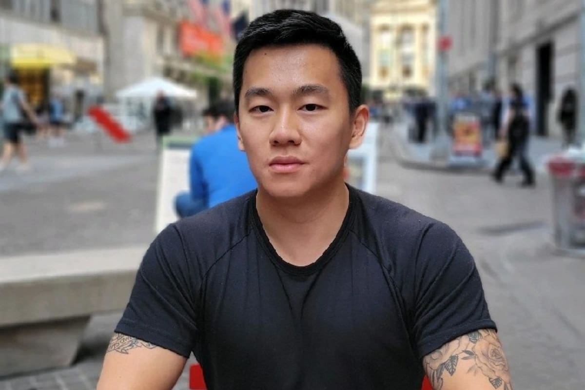 Tony Dong, un escritor financiero, encontró en la IA una herramienta para aumentar sus ingresos