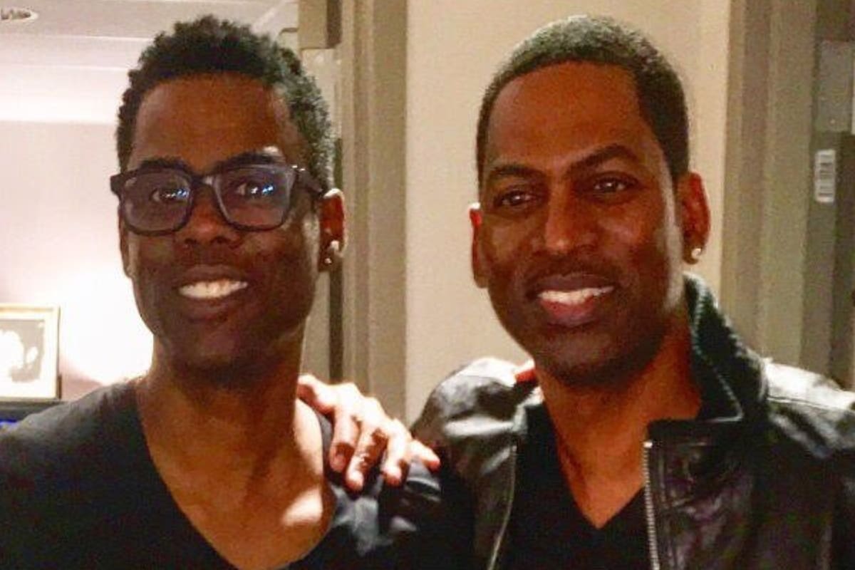 Tony Rock se refirió al golpe que recibió su hermano mayor por parte de Will Smith y apuntó en contra del actor y su esposa