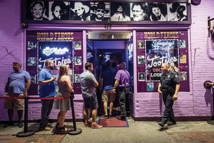 Tootsie’s, abierto en los 60, es otro de los antros míticos de Nashville