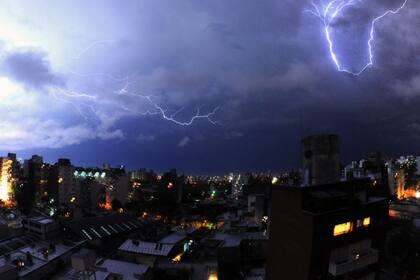 Tormenta eléctrica sobre Uruguay. Foto: Fernando Ponzetto/archivo El País