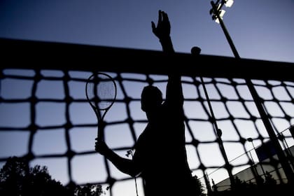 En los "torneos blue" que se juegan en el país, los jugadores abonan 2000 o 2500 pesos, se separa un porcentaje para las canchas/pelotas y el remanente es el prize money.