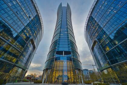 Torres de oficinas. El último año dejó un récord mundial en construcción de rascacielos, la mayoría con características sustentables e innovadores diseños arquitectónicos