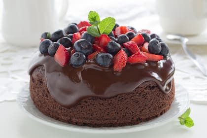 Torta de chocolate y frutos rojos sin harina