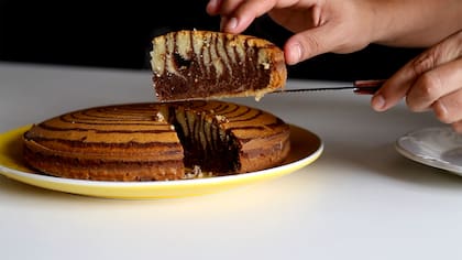 “Torta marmolada”. Así definió el intendente de Tres de febrero, Diego Valenzuela, a la imposibilidad de ver qué tasas te cobran y las razones en la factura