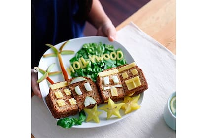 Tostadas y lechugas representan las colinas de Hollywood
