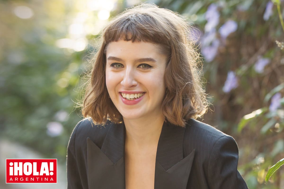 Toti tiene 25 años y estudia teatro desde chica. Hace dos meses dejó la casa de su mamá, Alejandra Darín, para irse a vivir con su novio a un departamento en Colegiales.