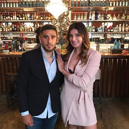 Toto Salvio y Magalí Aravena