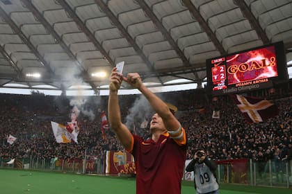 Totti celebró con una selfie