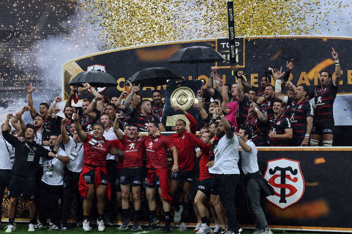 Toulouse, campeón del rugby de Francia por 21ª vez; con Juan Cruz Mallía y Santiago Chocobares como titulares, en la final del Top 14 superó por 18-8 a La Rochelle, que tuvo a Facundo Bosch.