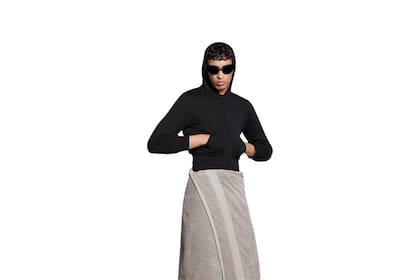 "Towel skirt", en el catálogo de Balenciaga