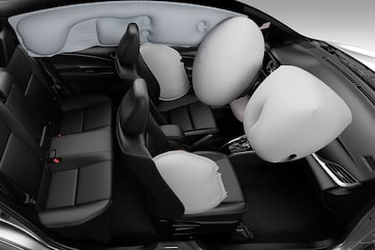 Todos los modelos del nuevo Yaris tienen siete airbags: dos frontales, dos laterales, dos de cortina y una de rodilla para el conductor