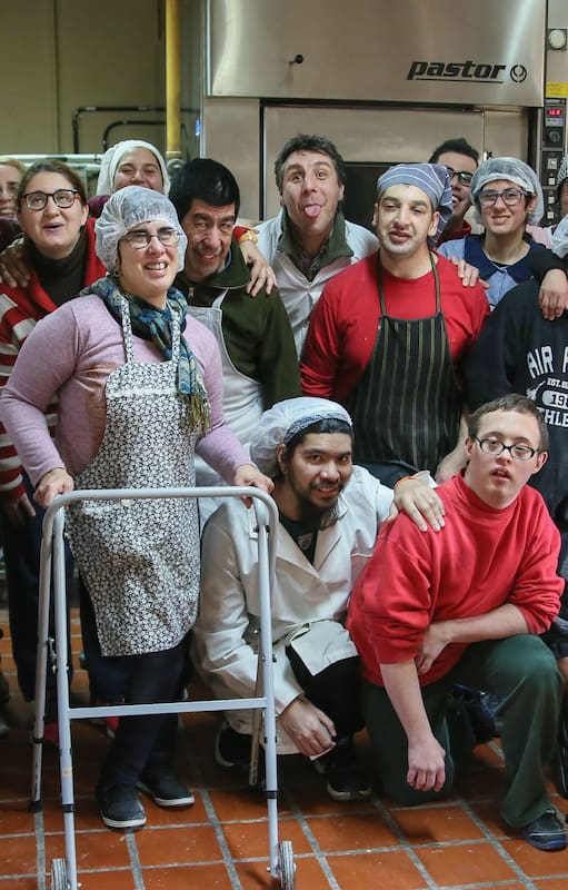 Trabajadores de Aphe, un taller protegido para personas con discapacidad