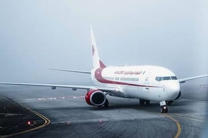 Trabajadores del Aeropuerto Internacional de Argel encontraron este sábado los cadáveres de dos hermanos que se habían escondido en la bodega de un avión Airbus A330-200