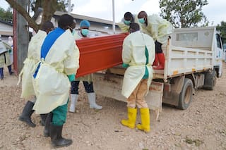 Inicia la vacunación contra el ébola en el Congo para el personal sanitario en el epicentro del brote