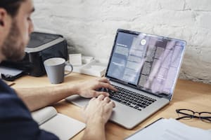 Trabajo remoto, flexible y por cuenta propia son algunos de los cambios vistos como oportunidades, pero el avance tecnológico plantea desafíos en la formación de los jóvenes que se suman a la fuerza laboral