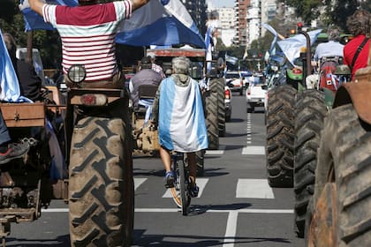 Tractorazo en la ciudad, marcha del campo