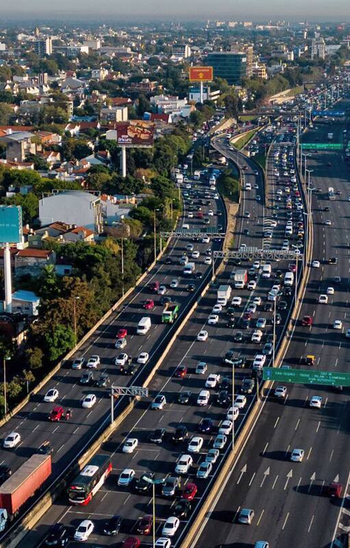 Tráfico en Panamericana y General Paz en el horario pico de la mañana