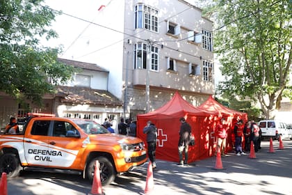 Tragedia en Mar del Plata: se incendió un geriátrico y hubo cuatro muertos y varios heridos
