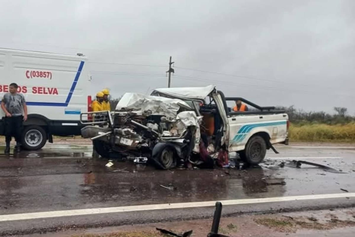 Tragedia en Santiago del Estero: padre e hijo murieron en un violento accidente contra un camión