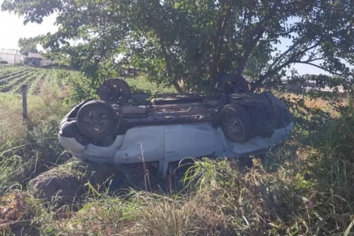 Tragedia fatal en la ruta: conducía hacia la costa, se distrajo con el mate y volcó.