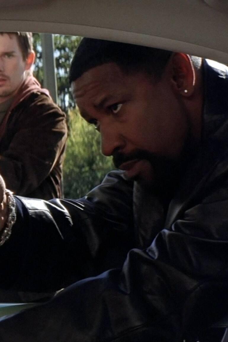 Training Day. 2001. Dia de entrenamiento. Denzel Washington Ethan Hawke.
Dirigida por Antoine Fuqua