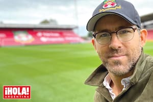 Tras anunciar su año sabático, Ryan Reynolds compartió sus primeras fotos en la cancha. “Wrexham AFC es el único lugar para estar”, escribió el actor en alusión al club de fútbol galés de la quinta división del Reino Unido.