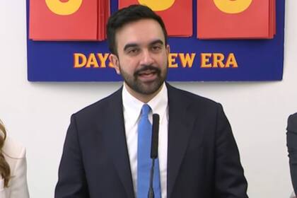 Tras anunciar su decisión de reanudar el desmantelamiento de campamentos de personas sin hogar en la ciudad de Nueva York, el alcalde publicó su plan sobre los refugios