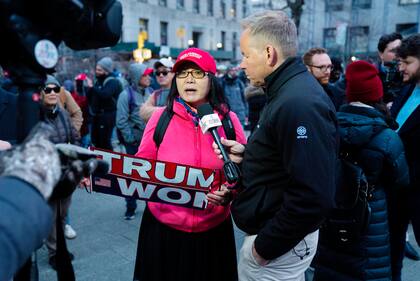 Tras atender el llamado a la protesta que hizo Donald Trump el sábado pasado, el New York Young Republican Club pidió a sus seguidores que se reunieran este lunes en el Bajo Manhattan