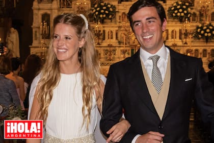 Tras cuatro años de noviazgo, la pareja dijo "Sí, quiero" rodeada de familia y muchísimos amigos