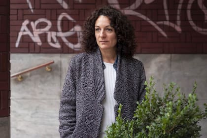 Tras el estreno de El perro no calla, Ana Katz habla del recorrido de su último trabajo en festivales internacionales y de la grave situación que vive el cine independiente