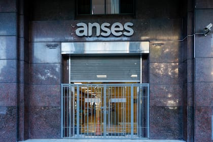Tras el feriado, la Anses retoma le pago de sus prestaciones